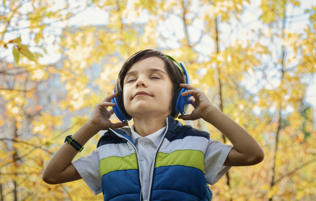 nonverbal communication, AAC, expressive language
